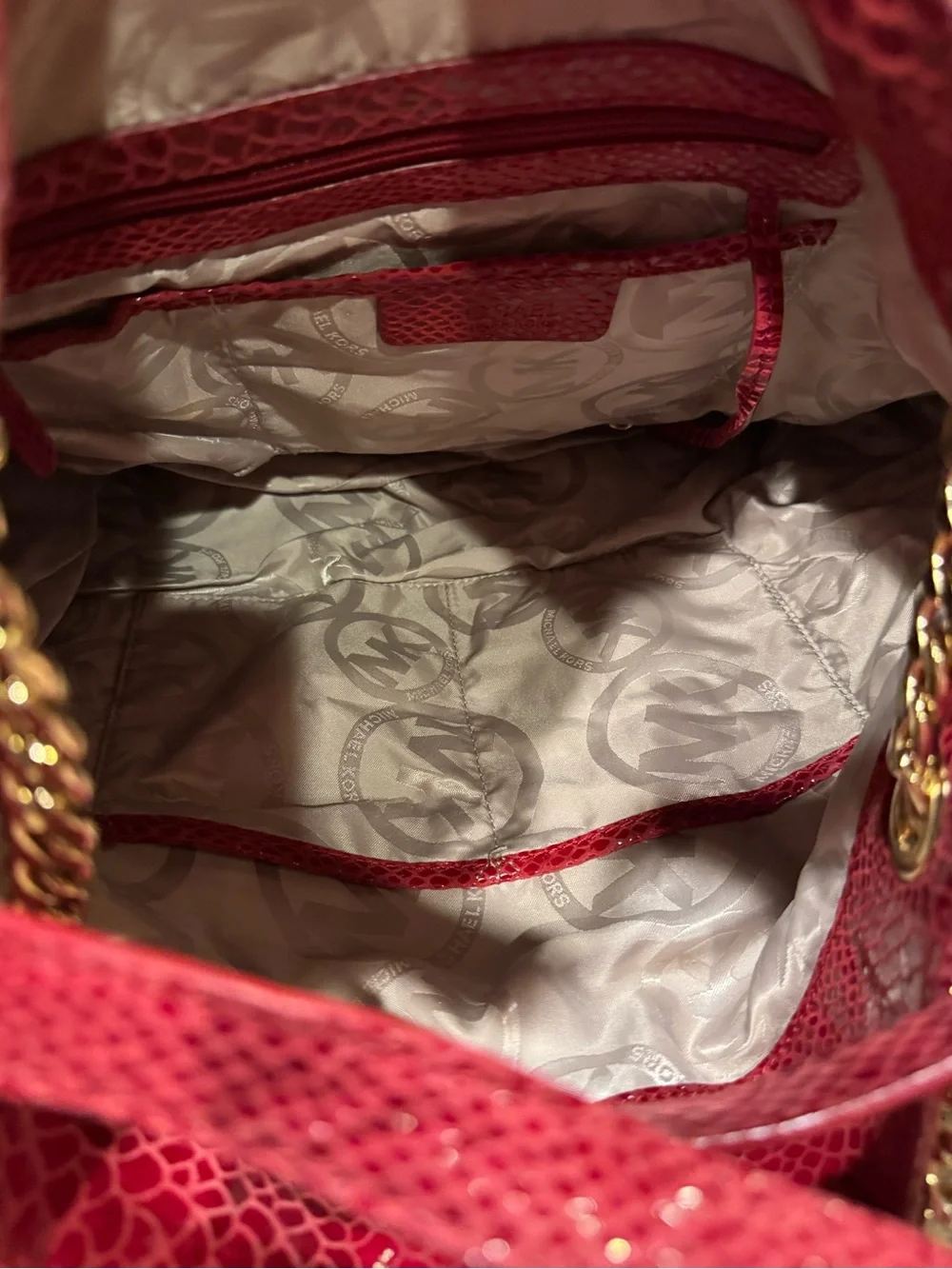 Michael Kors Red Snake-Embossed Shoulder Bag with Gold Chain Strap - Picture 5 of 6